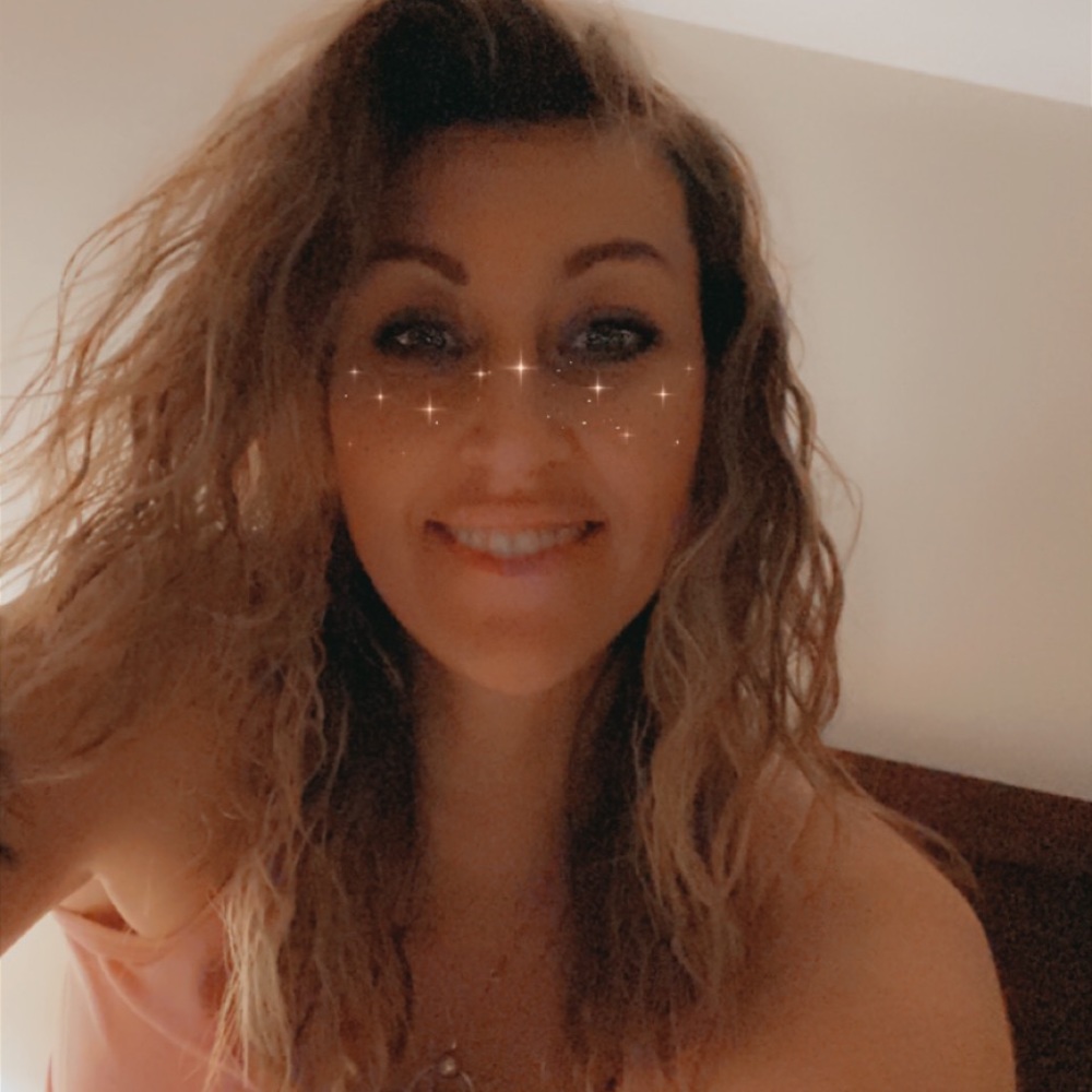 Meet your Posher, Christina